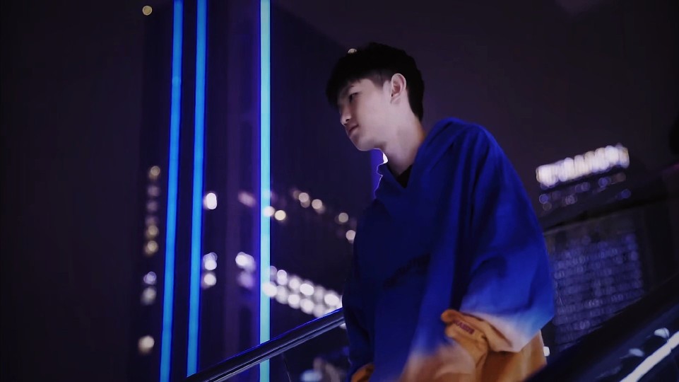 球的坚实后